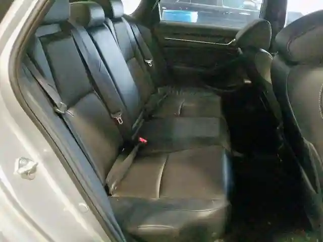 1HGCV2F30JA050597 2018 HONDA ACCORD SPORT-5