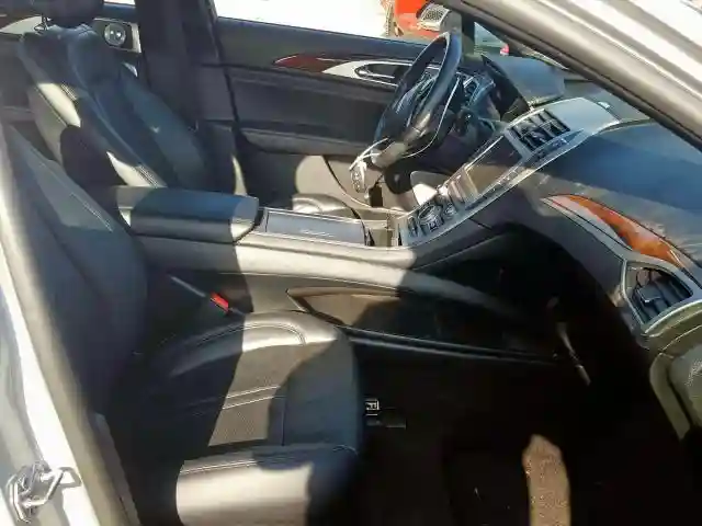 3LN6L5E97KR607663 2019 LINCOLN MKZ RESERVE II-4