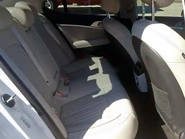 KMTG34LA7KU026576 2019 GENESIS G70 ELITE-5