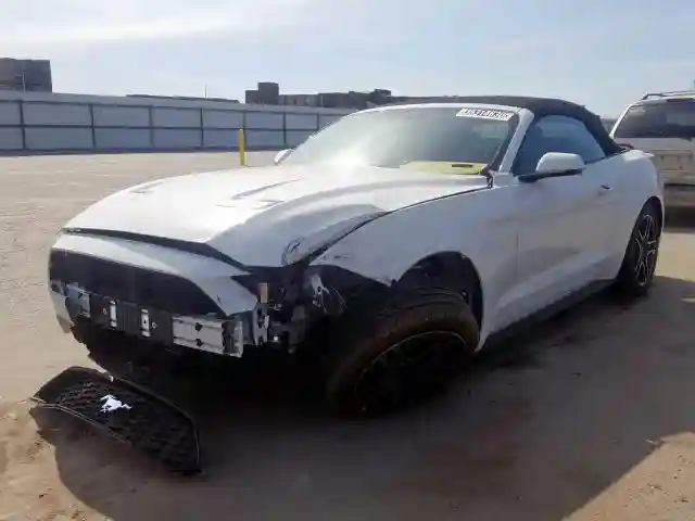 1FATP8UH5L5136564 2020 FORD MUSTANG-1