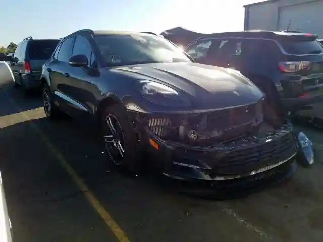 WP1AB2A58KLB30094 2019 PORSCHE MACAN S-0