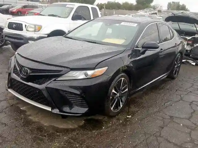 4T1B61HK7JU527445 2018 TOYOTA CAMRY XSE-1