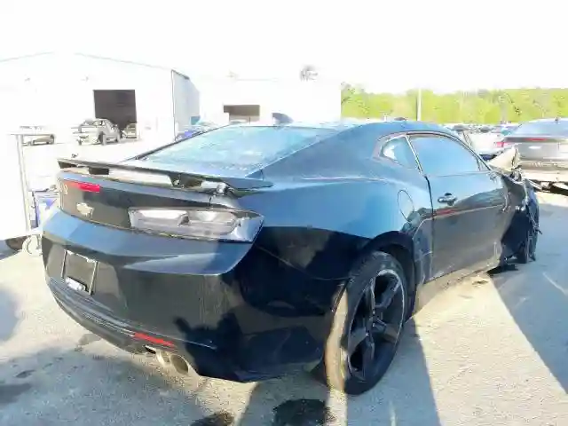1G1FE1R77J0116579 2018 CHEVROLET CAMARO SS-3