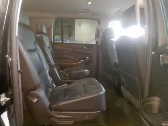 1GNSCJKC3HR204481 2017 CHEVROLET SUBURBAN C1500 PREMIER-5