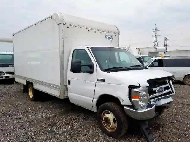 1FDWE3FS1HDC00956 2017 FORD ECONOLINE E350 SUPER DUTY CUTAWAY VAN-0
