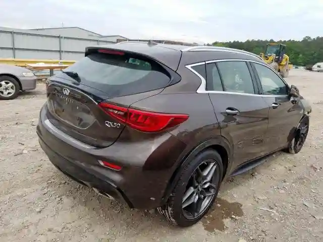 SJKCH5CP4HA020752 2017 INFINITI QX30 BASE-3
