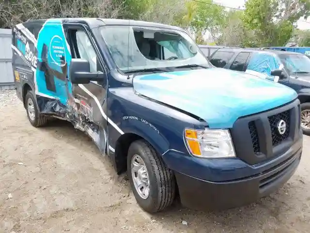 1N6BF0KM0JN815159 2018 NISSAN NV 1500 S-0