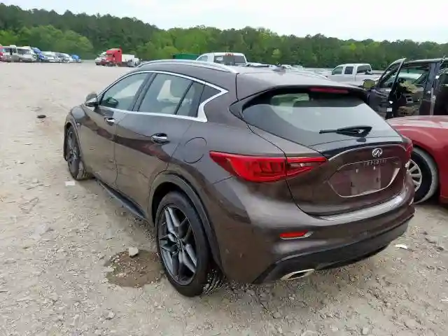 SJKCH5CP4HA020752 2017 INFINITI QX30 BASE-2