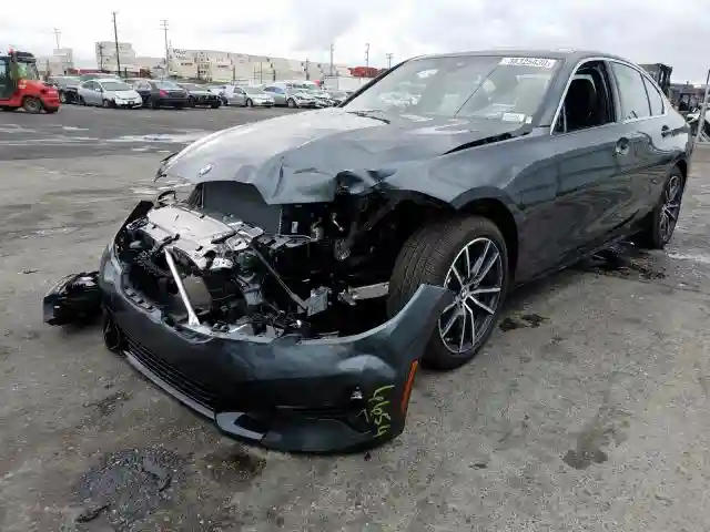 3MW5R1J0XL8B19259 2020 BMW 330I-1