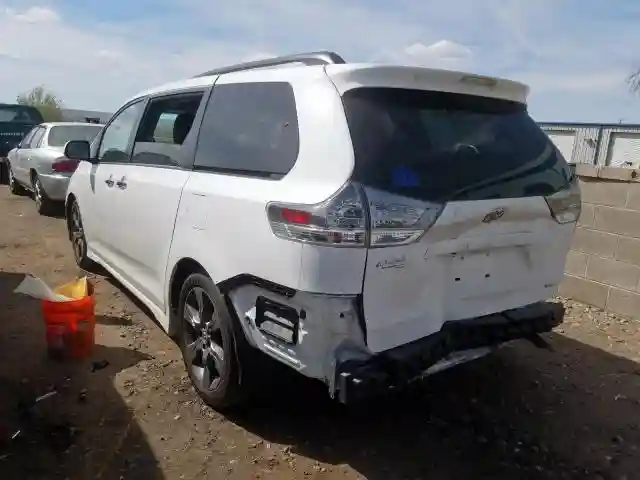 5TDXK3DC2GS724276 2016 TOYOTA SIENNA SE-2