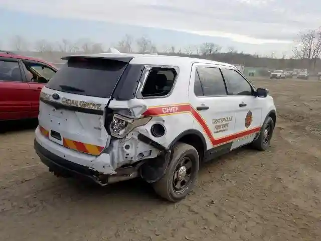 1FM5K8AR1GGA78036 2016 FORD EXPLORER POLICE INTERCEPTOR-3