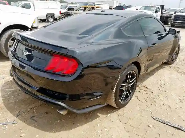1FA6P8TH1J5180203 2018 FORD MUSTANG-3