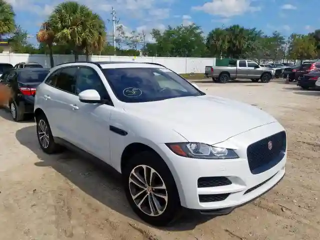 SADCJ2FXXJA299765 2018 JAGUAR F-PACE PREMIUM-0