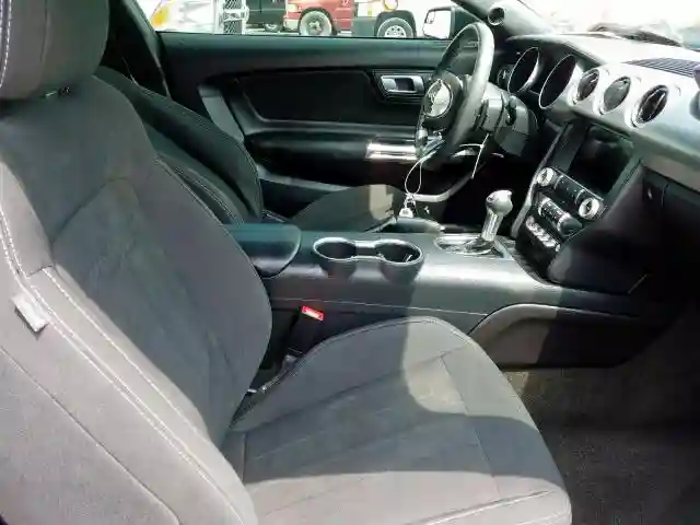 1FA6P8TH1J5180203 2018 FORD MUSTANG-4