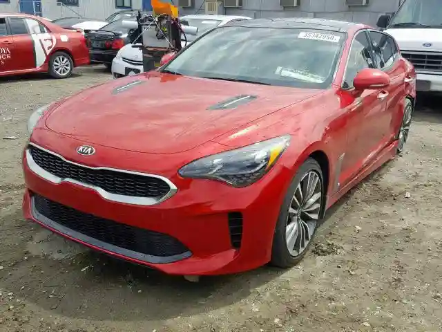 KNAE15LA2K6052098 2019 KIA STINGER-1