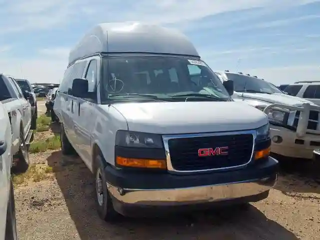 1GJZ7PFG2J1339041 2018 GMC SAVANA G3500 LT-0