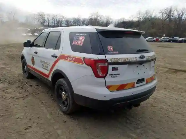 1FM5K8AR1GGA78036 2016 FORD EXPLORER POLICE INTERCEPTOR-2