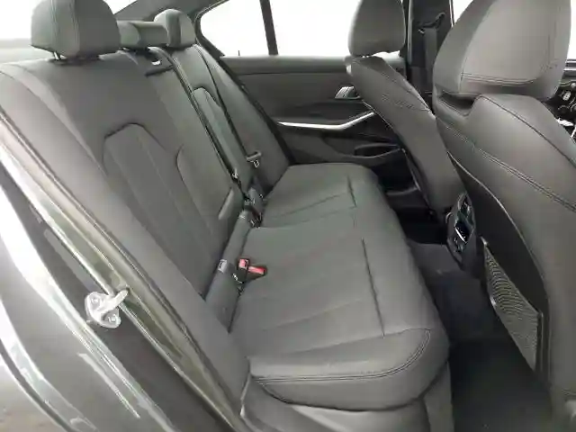 3MW5R1J0XL8B19259 2020 BMW 330I-5