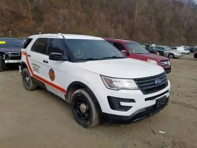 1FM5K8AR1GGA78036 2016 FORD EXPLORER POLICE INTERCEPTOR-0