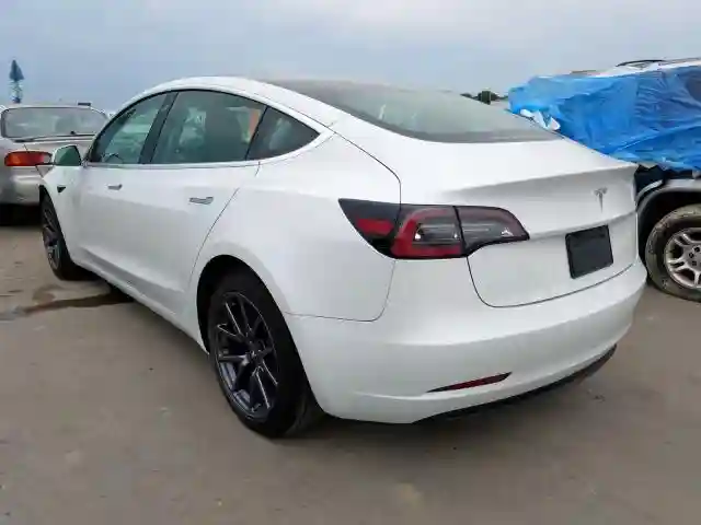 5YJ3E1EA3LF632597 2020 TESLA MODEL 3-2