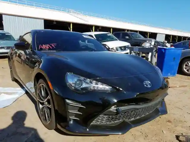 JF1ZNAA11H8703812 2017 TOYOTA 86 BASE-0