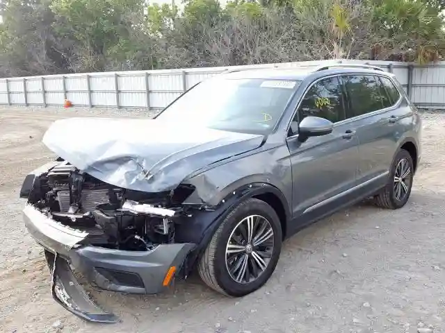 3VV3B7AX4KM104293 2019 VOLKSWAGEN TIGUAN SE-1