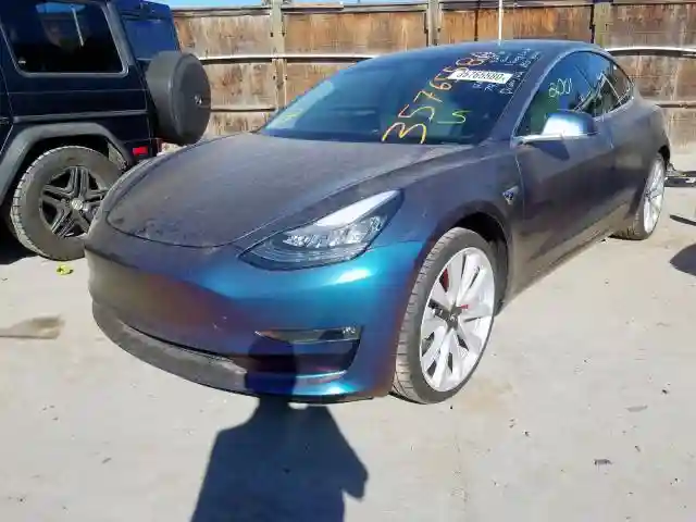 5YJ3E1EB6KF238289 2019 TESLA MODEL 3-1