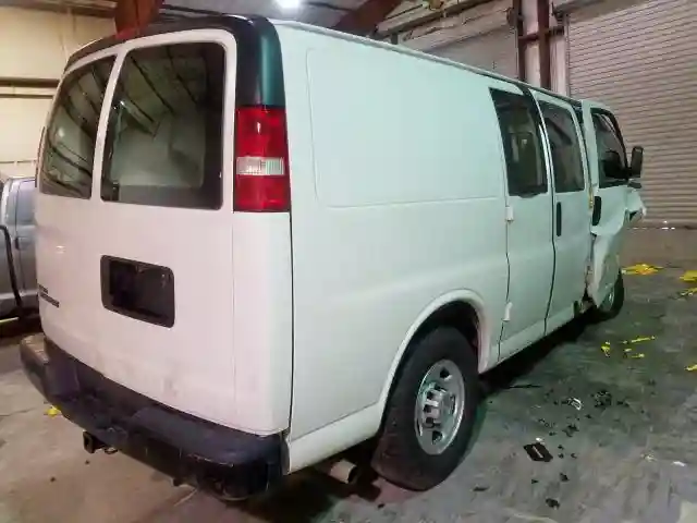 1GCWGAFG7K1229126 2019 CHEVROLET EXPRESS G2500-3