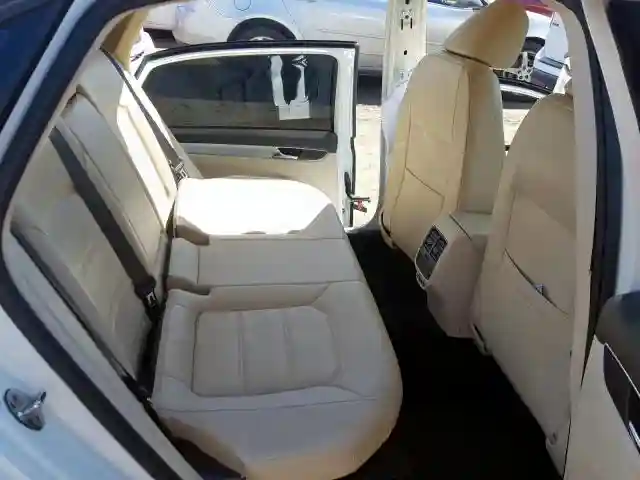 1VWLA7A38KC001908 2019 VOLKSWAGEN PASSAT WOLFSBURG-5