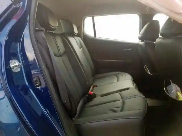 1N4AZ1CPXJC309814 2018 NISSAN LEAF S-5