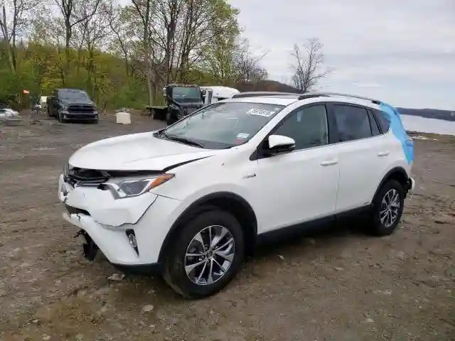 JTMRJREV3HD090181 2017 TOYOTA RAV4 HV LE-1