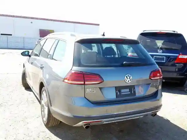 3VWH17AU8KM500267 2019 VOLKSWAGEN GOLF ALLTRACK S-2