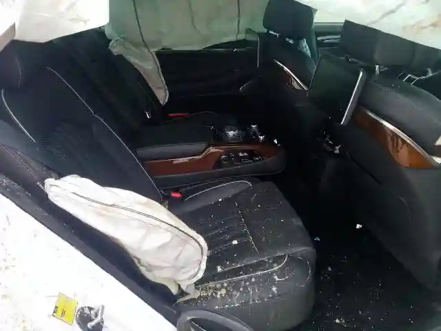 KMHG54JH1JU039942 2018 GENESIS G90 ULTIMATE-5