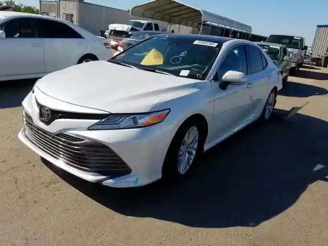 4T1BZ1HK8JU004460 2018 TOYOTA CAMRY XSE-1