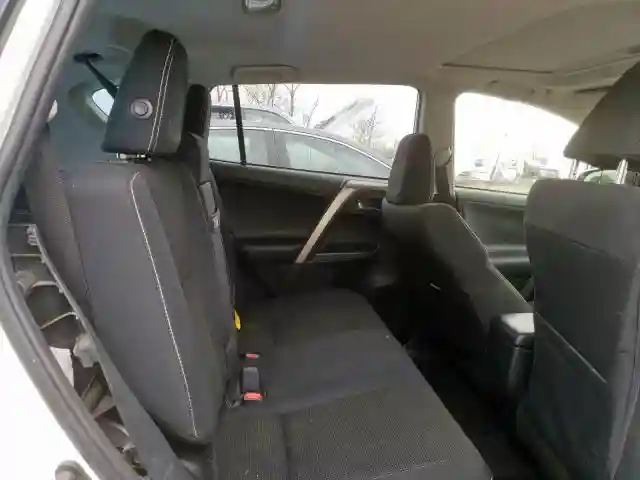 JTMRJREV3HD090181 2017 TOYOTA RAV4 HV LE-5