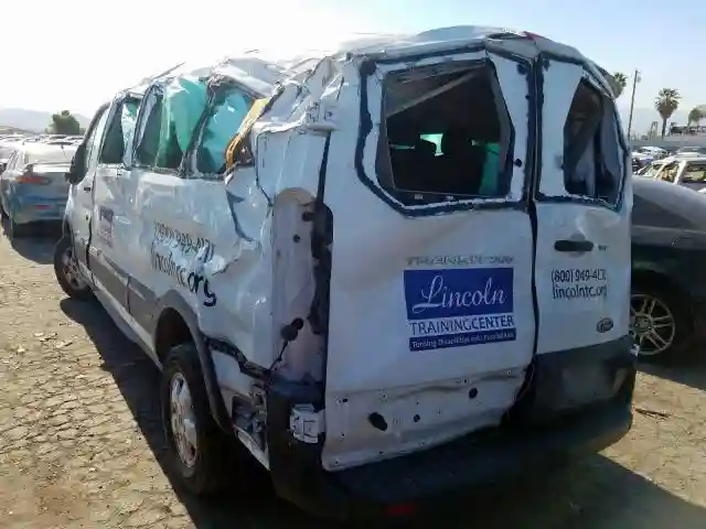 1FBZX2YM1HKA40842 2017 FORD TRANSIT T-350-2