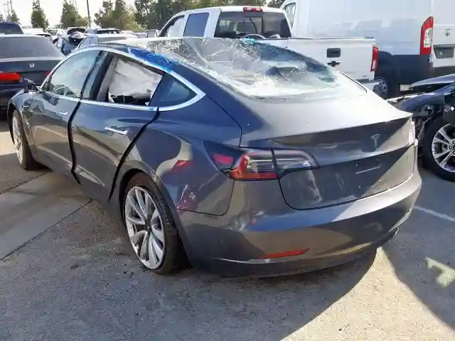 5YJ3E1EA1JF163426 2018 TESLA MODEL 3-2