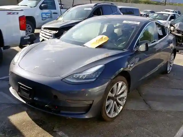 5YJ3E1EA1JF163426 2018 TESLA MODEL 3-1
