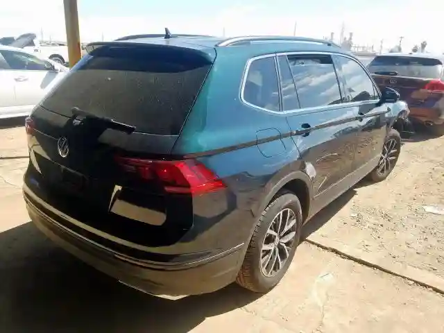 3VV3B7AXXKM162621 2019 VOLKSWAGEN TIGUAN SE-3