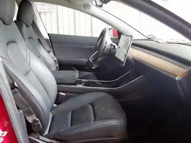 5YJ3E1EBXKF387224 2019 TESLA MODEL 3-4
