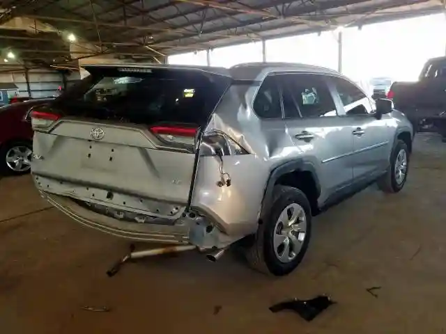 2T3H1RFV9KC014762 2019 TOYOTA RAV4 LE-3