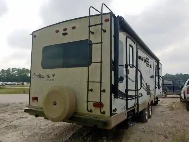 4X4TRLF27F1****** 2015 ROCK TRVL TRLR-3