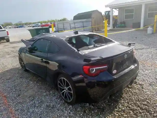 JF1ZNAE12K8700208 2019 TOYOTA 86 GT-2