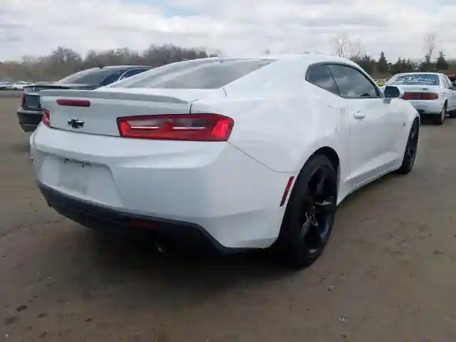 1G1FB1RS6J0104257 2018 CHEVROLET CAMARO LT-3