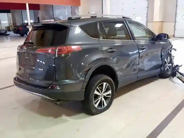 2T3WFREV1JW411678 2018 TOYOTA RAV4 ADVENTURE-3