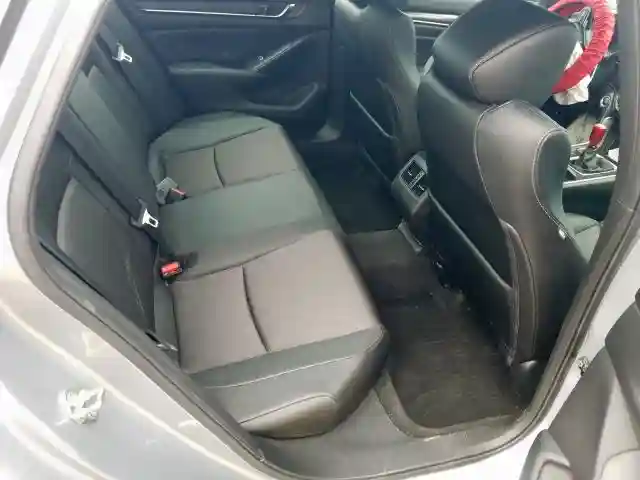 1HGCV2E39KA017679 2019 HONDA ACCORD SPORT-5