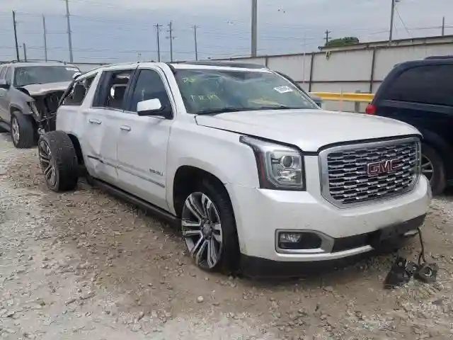 1GKS2HKJ4JR271054 2018 GMC YUKON XL DENALI-0