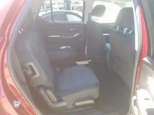 1GNERGKW0JJ116680 2018 CHEVROLET TRAVERSE LT-5
