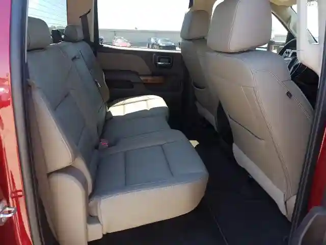 1GT12TEY2JF183236 2018 GMC SIERRA K2500 SLT-5