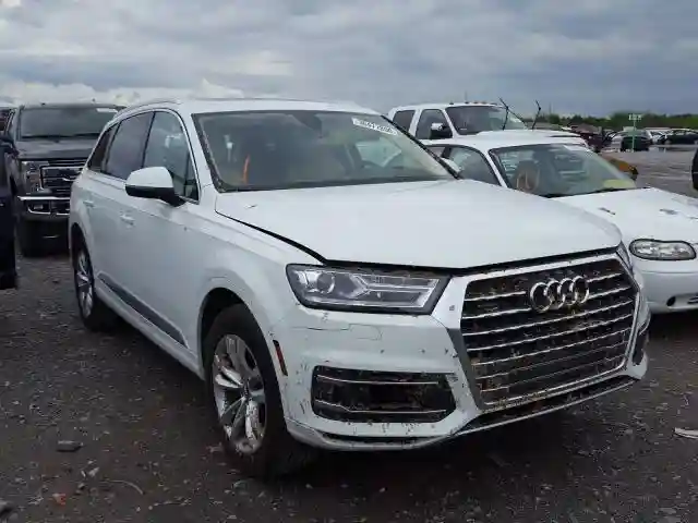 WA1AAAF75KD028328 2019 AUDI Q7 PREMIUM-0